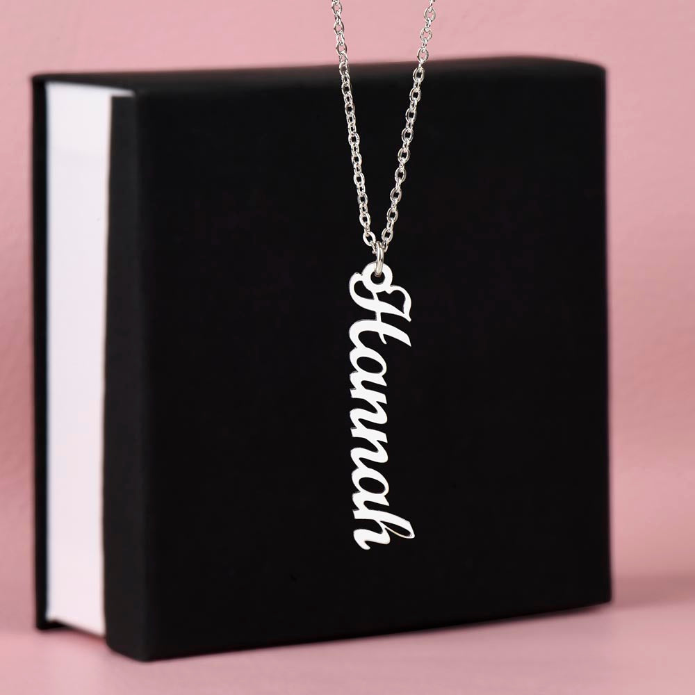 Multiple name necklace