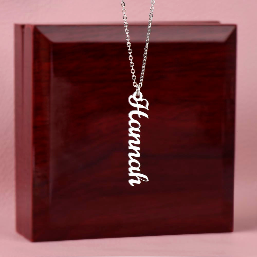 Multiple name necklace